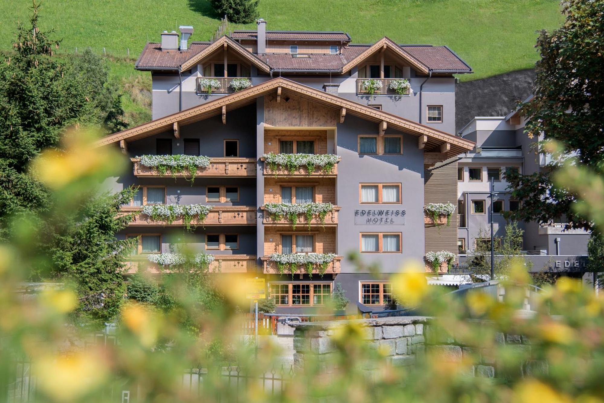 Hotel Edelweiss 겔로스 외부 사진